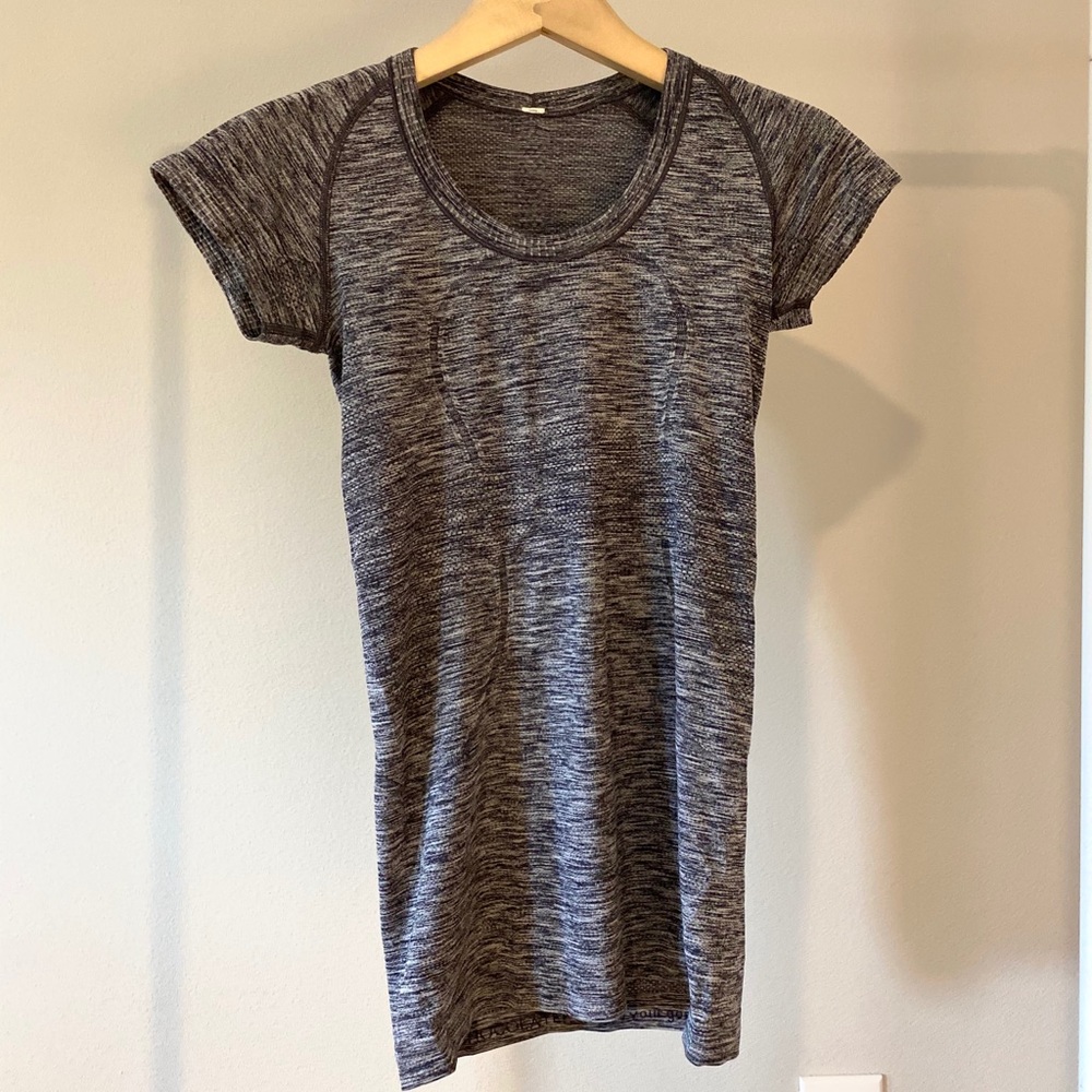 Lululemon Short Sleeve Tee
